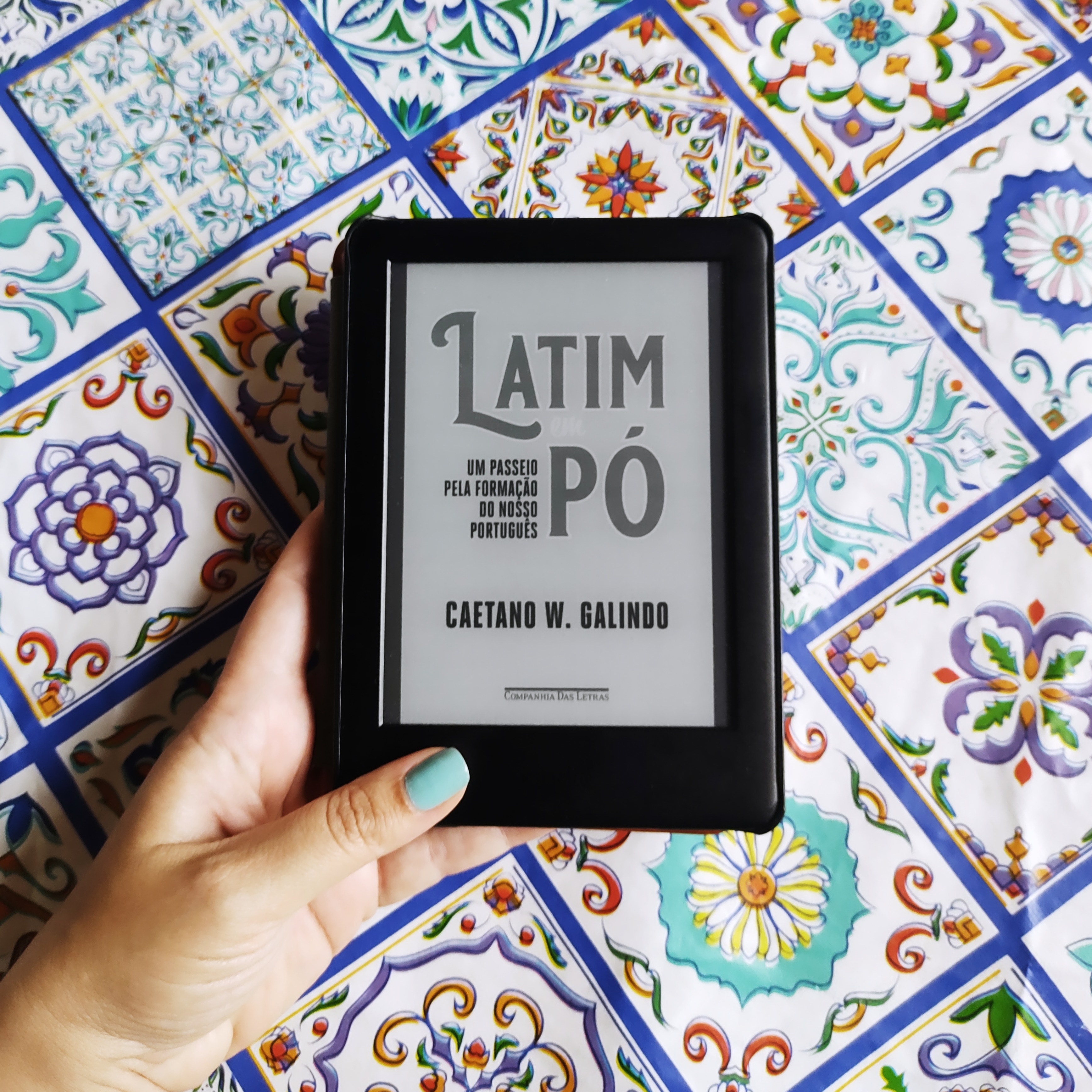 Latim em pó, Caetano W. Gallindo